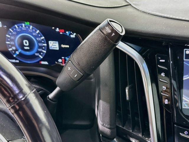 Used 2018 Cadillac Escalade Platinum AWD/4WD image 22