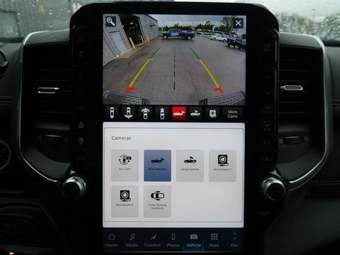 Used 2025 RAM 2500 Laramie image 8