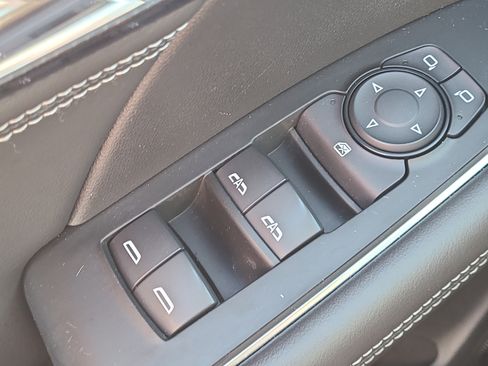 Used 2021 Buick Envision Preferred w/ Sport Touring Package image 19