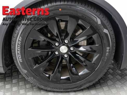 Used 2018 Tesla Model X 75D AWD/4WD image 30