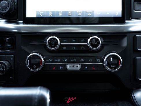 Used 2021 Ford F150 Lariat w/ Max Trailer Tow Package image 15