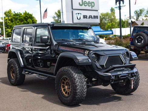 Used 2020 Jeep Wrangler Unlimited Rubicon AWD/4WD image 8