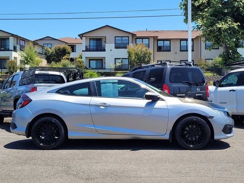 Used 2018 Honda Civic LX image 5