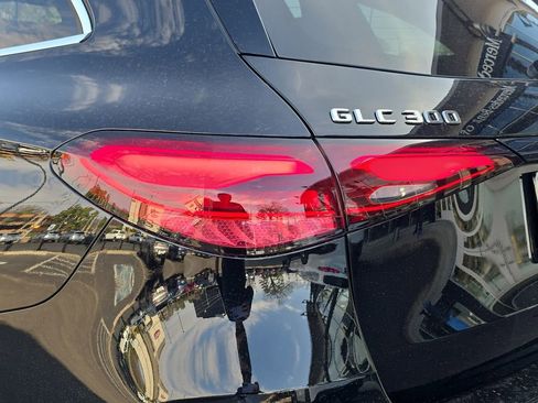 Used 2026 Mercedes-Benz GLC 300 GLC 300 image 11
