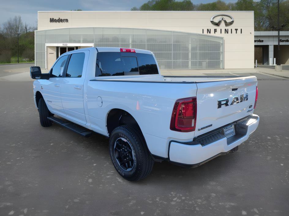 Used 2026 RAM 2500 Laramie AWD/4WD image 5