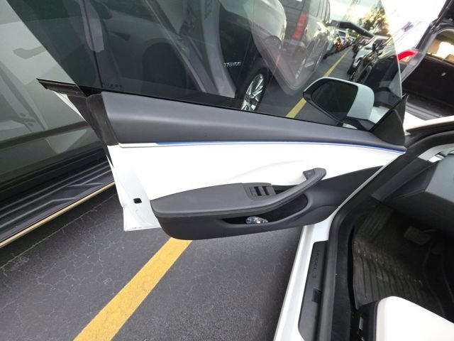 Used 2025 Tesla Model 3 Long Range RWD image 19