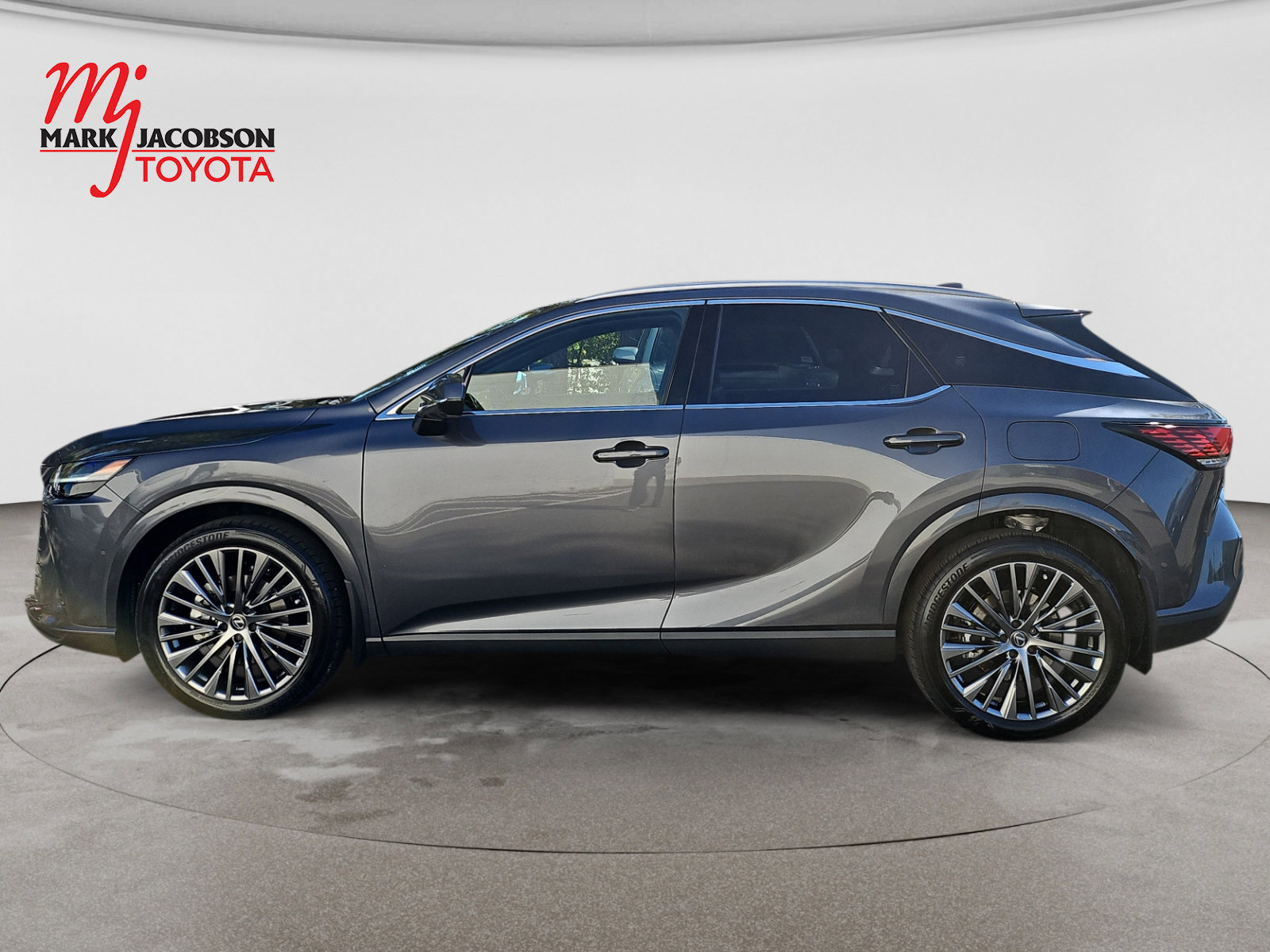 Used 2025 Lexus RX 450h AWD w/ Convenience Package image 16