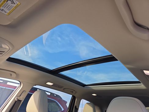 New 2026 Subaru Ascent Limited image 16