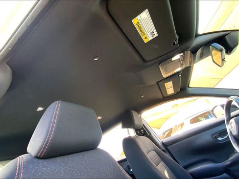 Used 2024 Honda HR-V Sport image 12