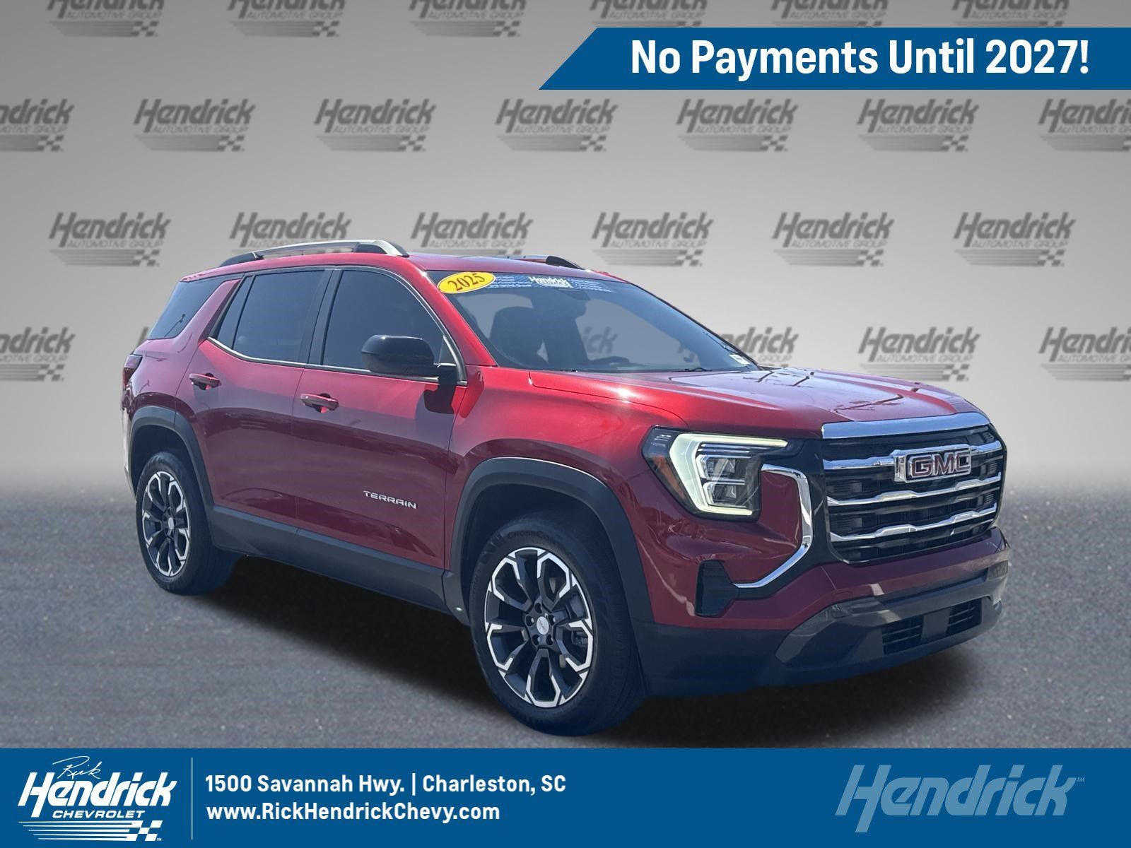 Used 2025 GMC Terrain Elevation w/ Elevation Premium Package AWD/4WD image 1