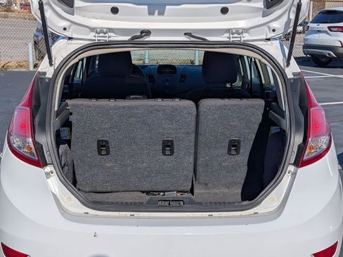 Used 2014 Ford Fiesta S image 9