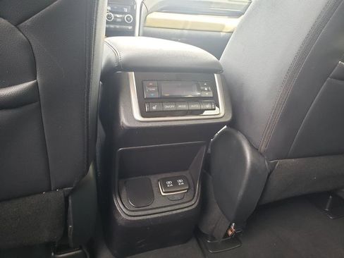 Used 2022 Subaru Ascent Limited w/ Popular Package #4 image 22