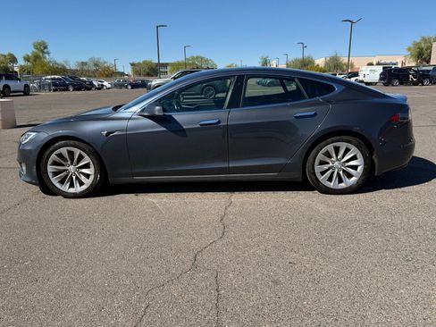 Used 2017 Tesla Model S 75 image 8