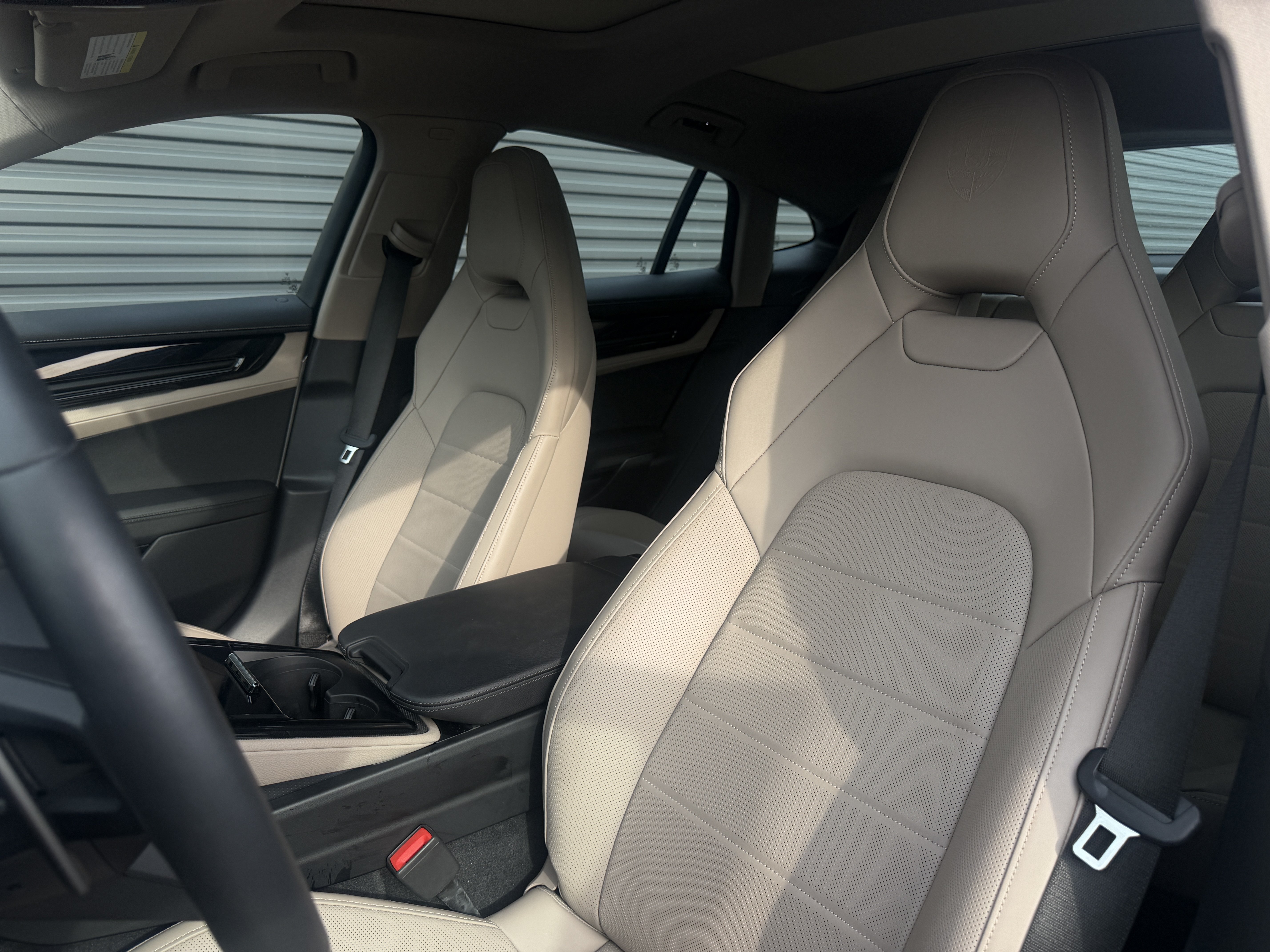 Certified 2025 Porsche Panamera 4 AWD/4WD image 5