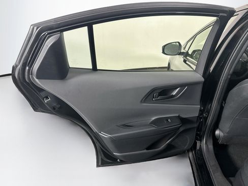 Used 2025 Toyota Prius LE FWD image 26