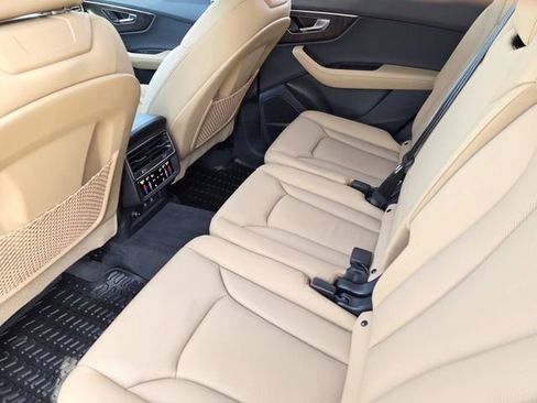 Used 2025 Audi Q7 3.0T Premium Plus image 20