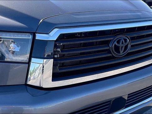 Used 2021 Toyota Sequoia TRD Sport AWD/4WD image 31