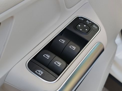 Certified 2026 Mercedes-Benz GLA 250 image 18