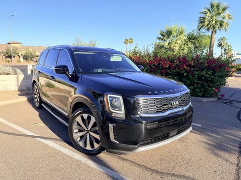 Used 2020 Kia Telluride EX w/ EX Premium Package FWD image 1