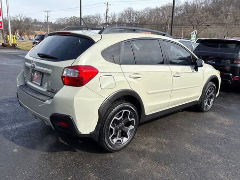 Used 2015 Subaru Crosstrek 2.0i Premium w/ Moonroof Package image 5