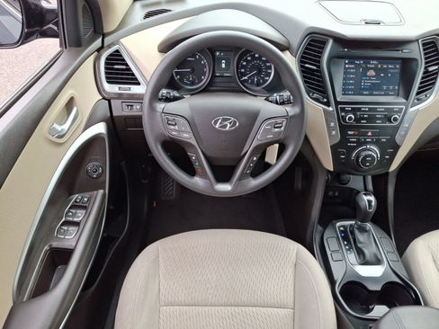 Used 2017 Hyundai Santa Fe Sport AWD/4WD image 11