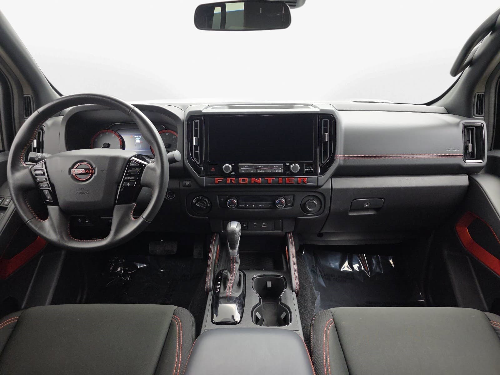 Used 2025 Nissan Frontier PRO-4X AWD/4WD image 10