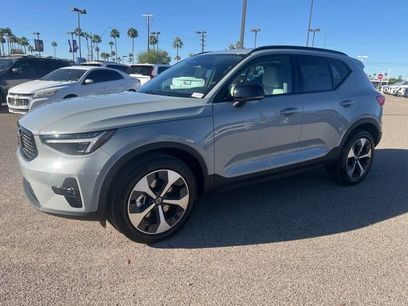 New 2026 Volvo XC40 B5 Plus w/ Protection Package Premier