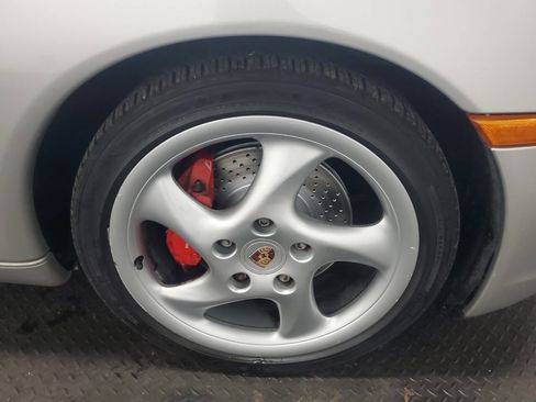 Used 2001 Porsche Boxster S image 15