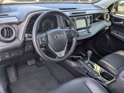 Used 2018 Toyota RAV4 XLE image 18