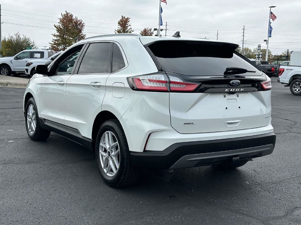 Certified 2024 Ford Edge SEL w/ Convenience Package AWD/4WD image 5