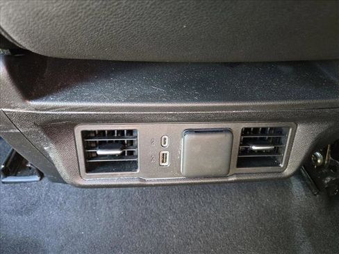 Used 2024 Chevrolet Silverado 2500 LTZ AWD/4WD image 17