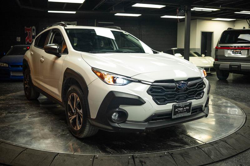 Used 2024 Subaru Crosstrek 2.0i Premium AWD/4WD image 5