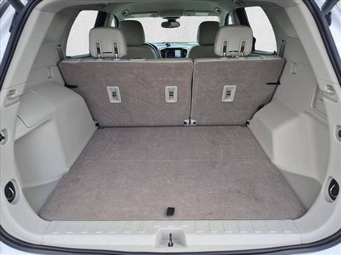 Used 2018 GMC Terrain Denali w/ Advanced Safety Package FWD image 6
