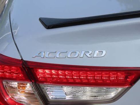 Certified 2022 Honda Accord Sport Special Edition image 7