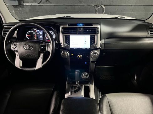 Used 2023 Toyota 4Runner SR5 Premium image 4