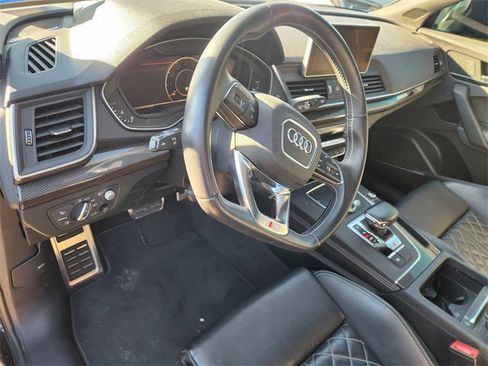 Used 2020 Audi SQ5 Prestige w/ Prestige Package image 8