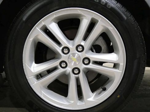 Used 2018 Chevrolet Cruze LT FWD image 21