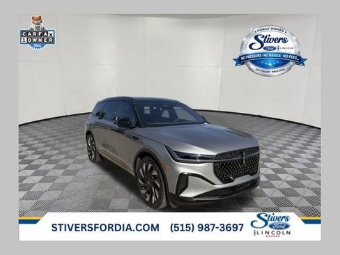 Used 2025 Lincoln Nautilus Reserve w/ Jet Appearance Package AWD/4WD image 1