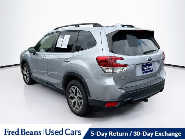 Used 2020 Subaru Forester Premium AWD/4WD image 7