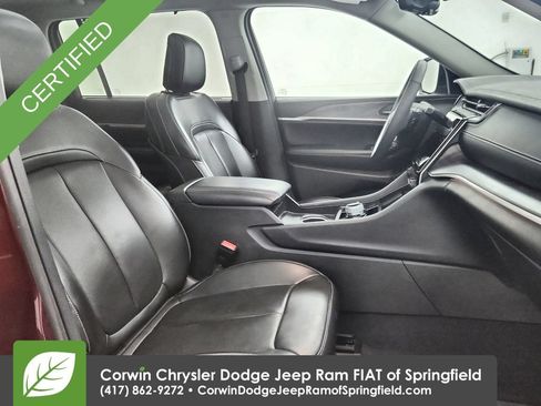 Used 2023 Jeep Grand Cherokee L Limited w/ Luxury Tech Group II AWD/4WD image 33