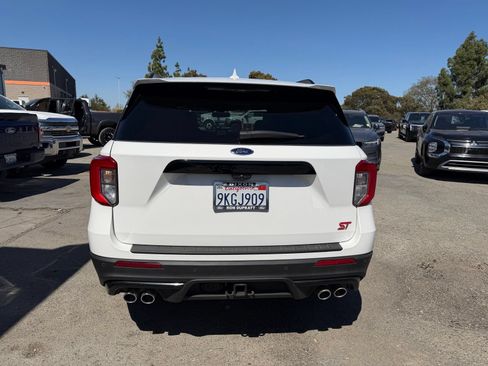 Used 2023 Ford Explorer ST w/ Equipment Group 401A AWD/4WD image 4