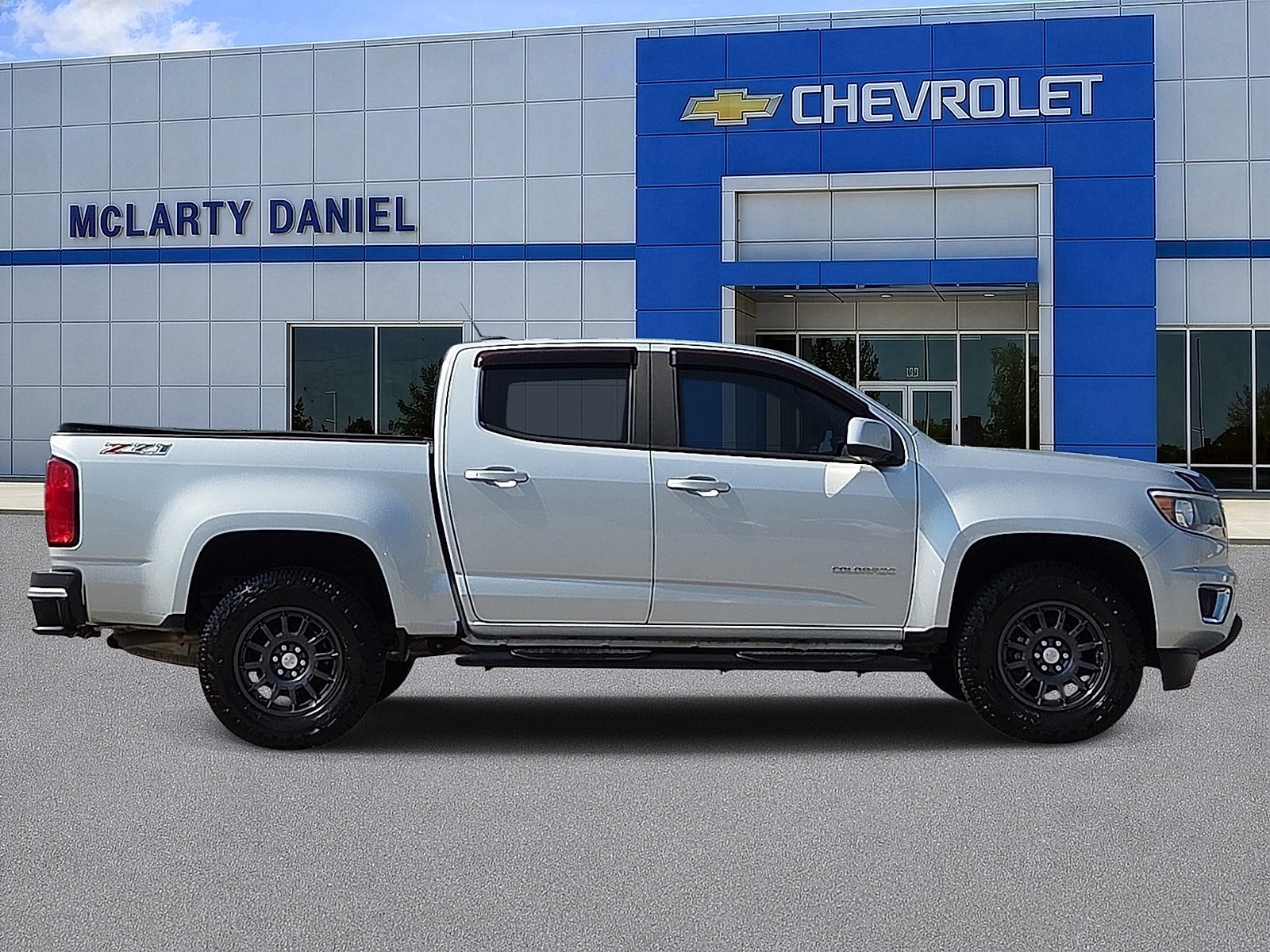 Used 2020 Chevrolet Colorado Z71 AWD/4WD image 6