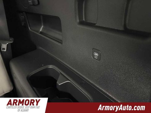 Used 2023 Kia Telluride EX w/ EX Captain's Chair Package image 30