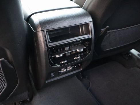 New 2025 Jeep Grand Cherokee Limited w/ Luxury Tech Group II image 41