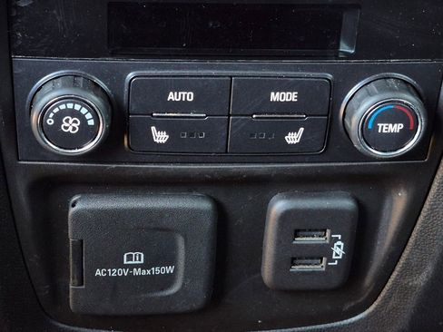 Used 2024 Buick Enclave Premium FWD image 40