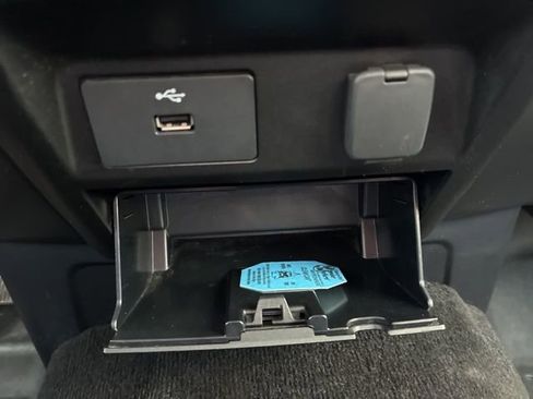 Used 2016 Ford F150 XLT w/ Trailer Tow Package image 36