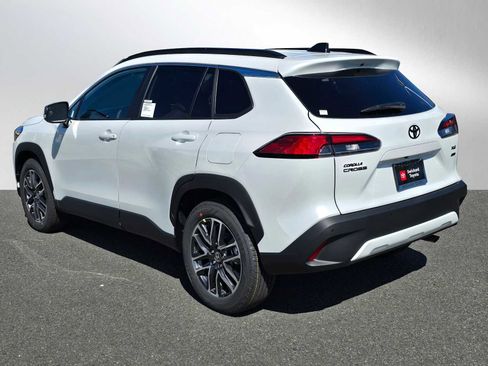 New 2026 Toyota Corolla Cross XLE AWD/4WD image 5