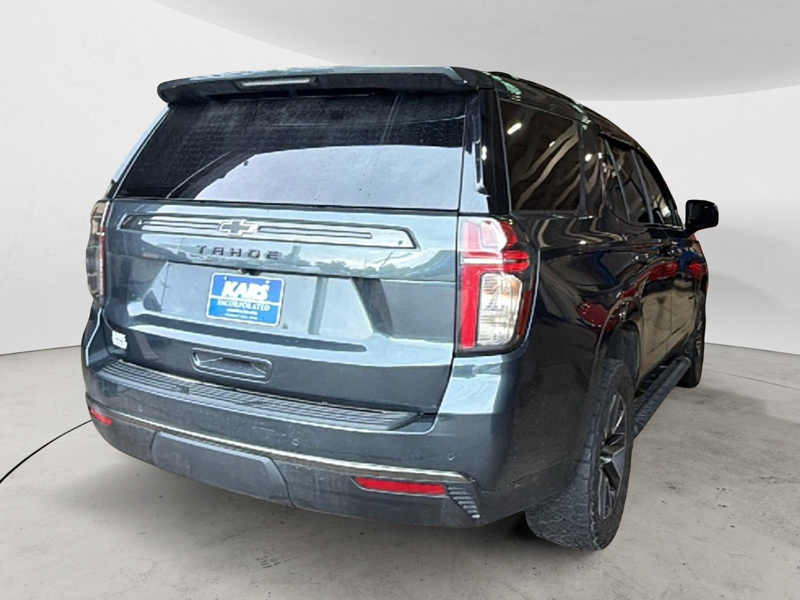 Used 2022 Chevrolet Tahoe Z71 w/ Luxury Package AWD/4WD image 6
