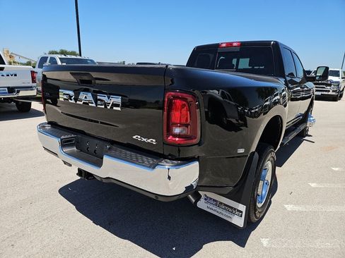 New 2026 RAM 3500 Tradesman AWD/4WD image 7