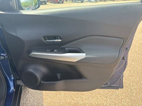 Used 2020 Nissan Kicks SV FWD image 19